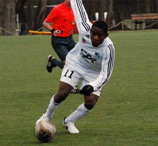 louis_assougou2.jpg